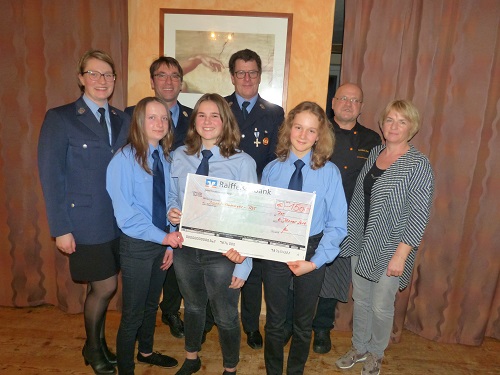 Spende für die Jugendfeuerwehr