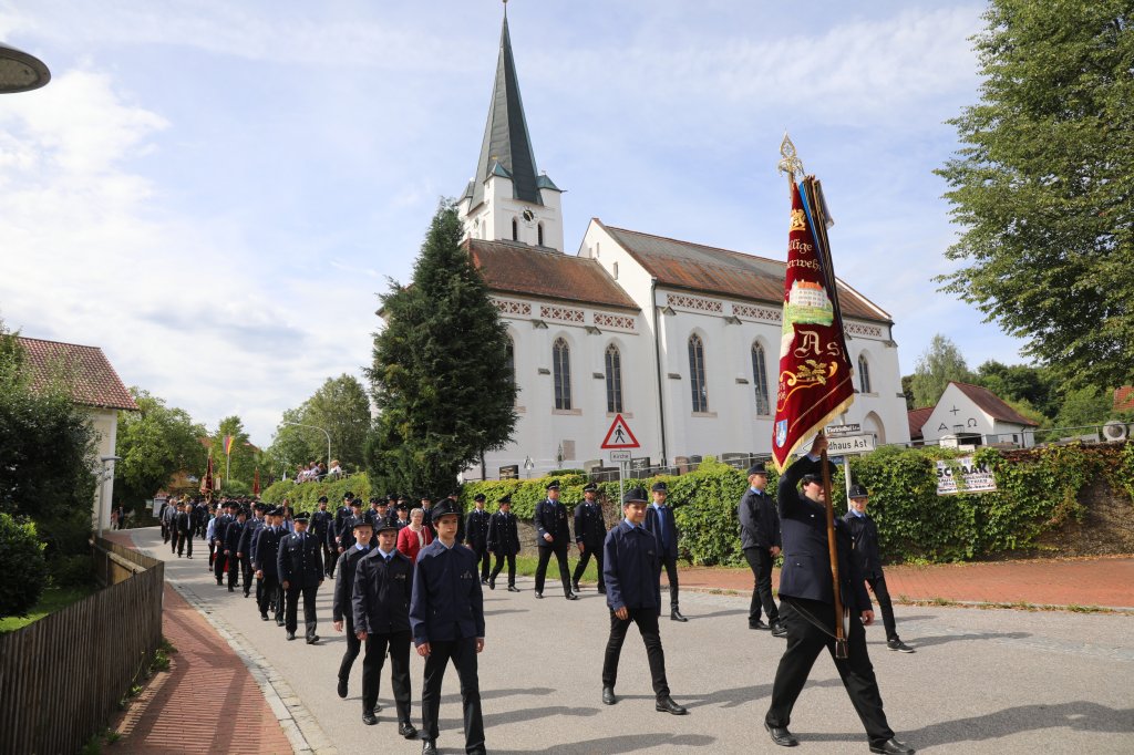Kirchenzug (Foto: Hans Kronseder)