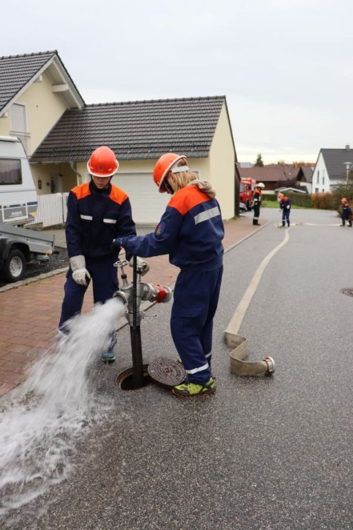 24 Stunden Aktion bei der Feuerwehr in Ast