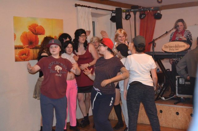 Schwarz-Weiß Ball 2017