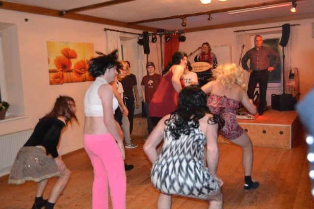 Schwarz-Weiß Ball 2017