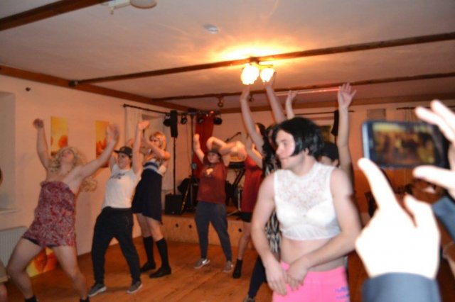 Schwarz-Weiß Ball 2017