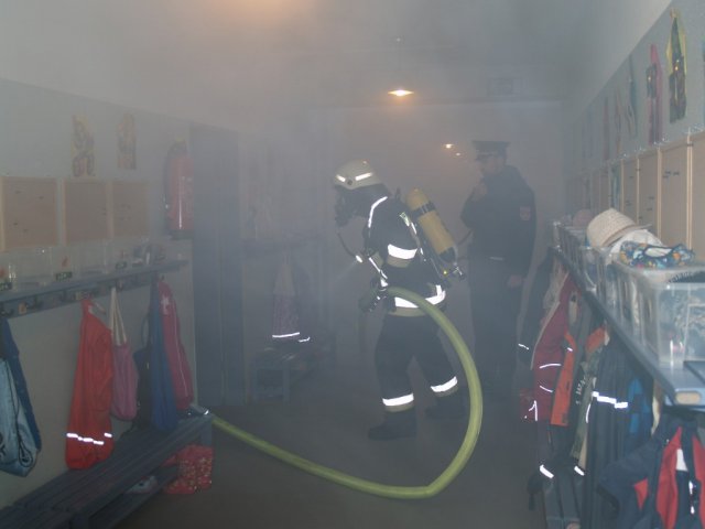 Geimeinschaftsübung am 08.05.2017 - Kindergarten Ast