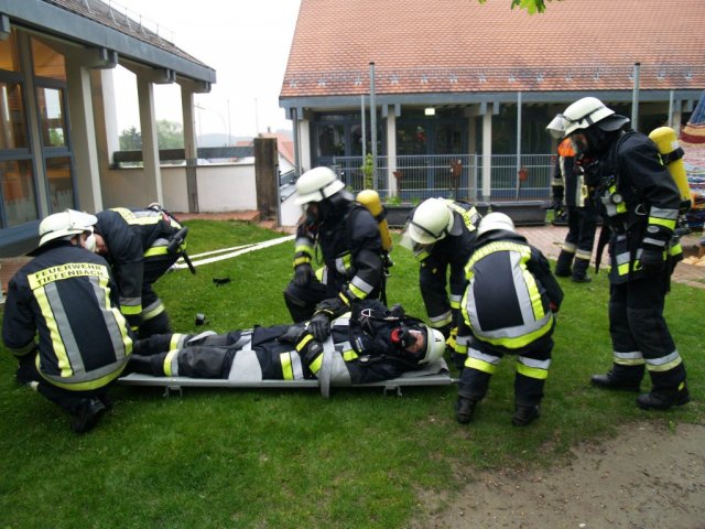 Geimeinschaftsübung am 08.05.2017 - Kindergarten Ast