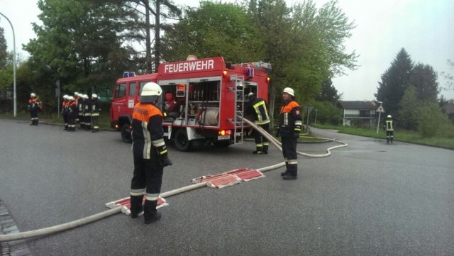 Geimeinschaftsübung am 08.05.2017 - Kindergarten Ast