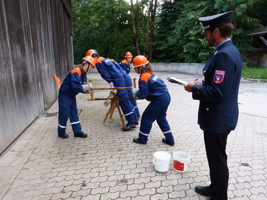 Jugendflamme 2 - Hindernissparcour: Sägen