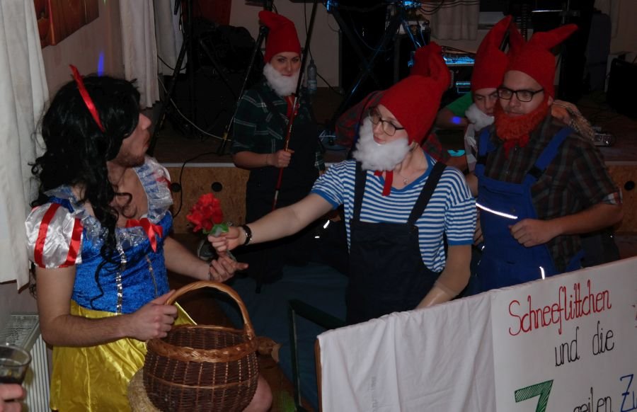 Schwarz-Weiß Ball 2019